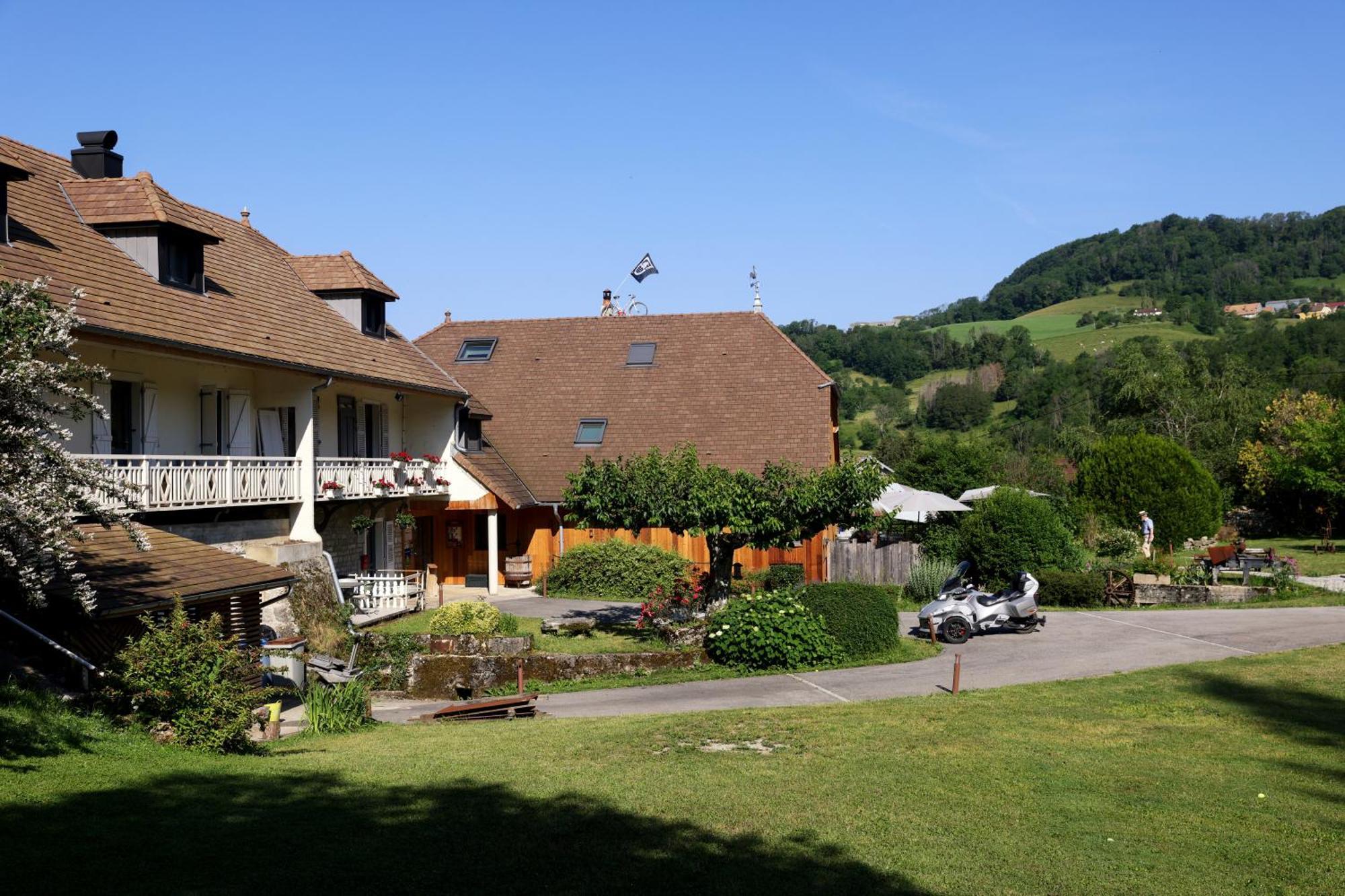 Maison d'hôtes&SPA La Scierie Salins-les-Bains Exterior foto